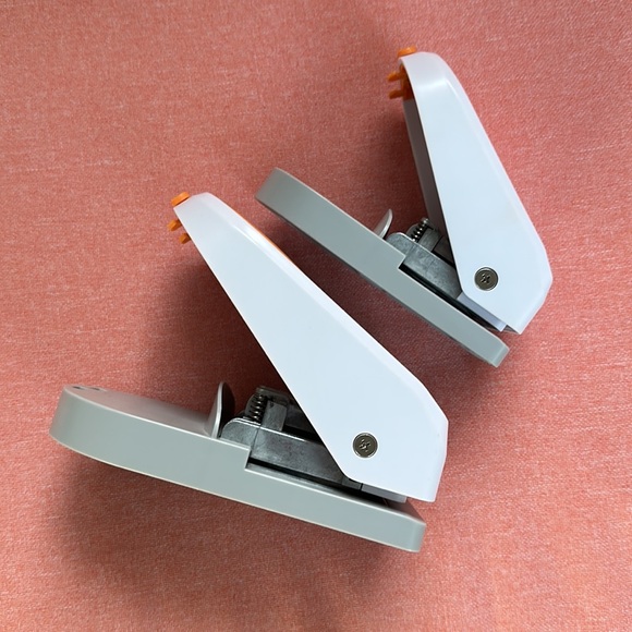 Set of Fiskars Thick Diamond Punches Scrapbooking Card Making Teacher Supplies - Picture 3 of 6